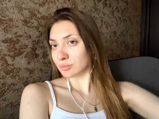 MyrticeDollen live cam on BongaCams