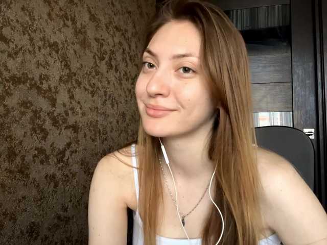 MyrticeDollen live cam on BongaCams