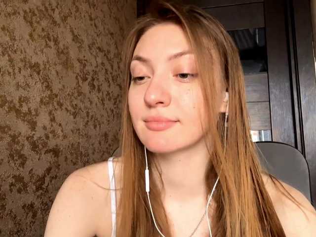MyrticeDollen live cam on BongaCams