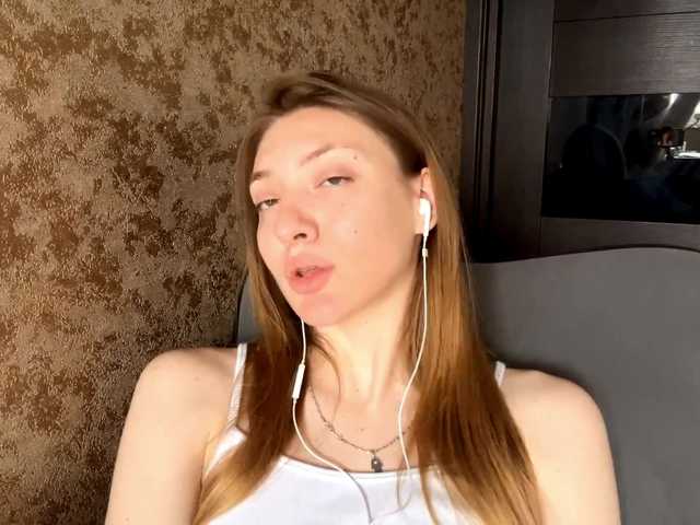 MyrticeDollen live cam on BongaCams