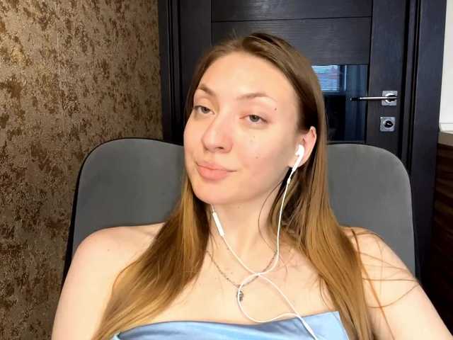 MyrticeDollen live cam on BongaCams