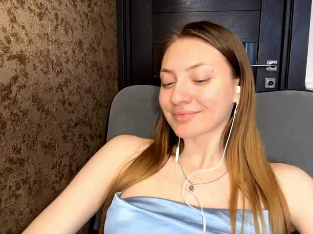 MyrticeDollen live cam on BongaCams