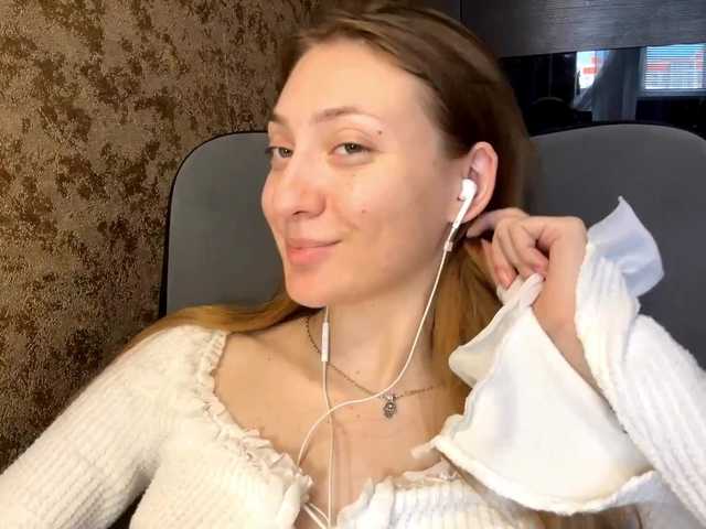 MyrticeDollen live cam on BongaCams
