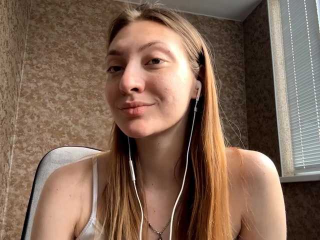MyrticeDollen live cam on BongaCams