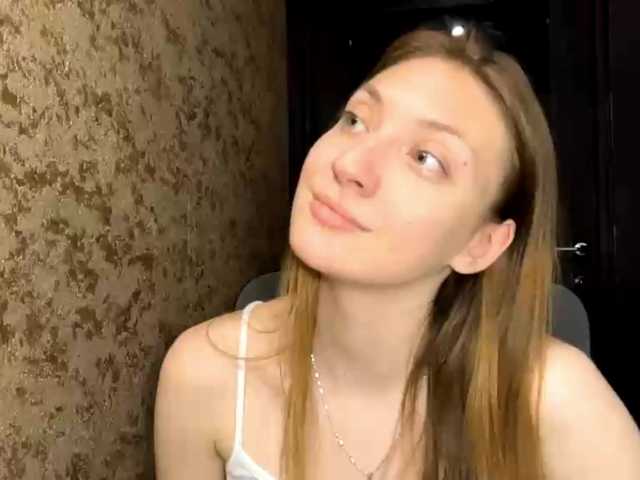 MyrticeDollen live cam on BongaCams