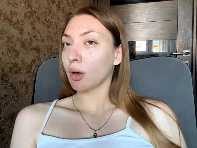 MyrticeDollen live cam on BongaCams