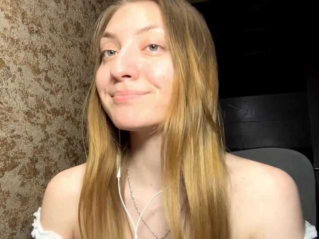 MyrticeDollen live cam on BongaCams