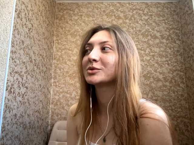 MyrticeDollen live cam on BongaCams