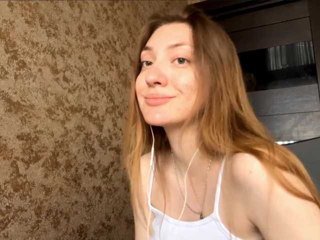 MyrticeDollen live cam on BongaCams