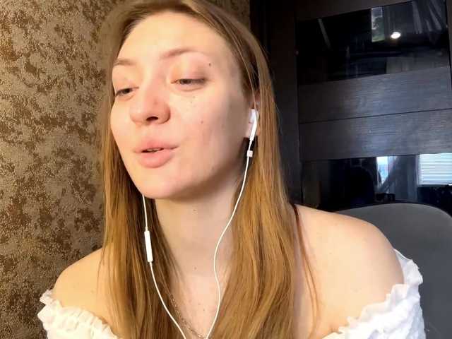 MyrticeDollen live cam on BongaCams