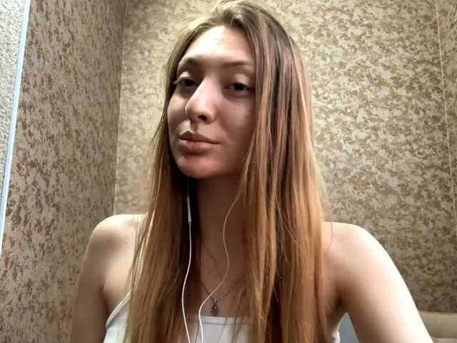 MyrticeDollen live cam on BongaCams