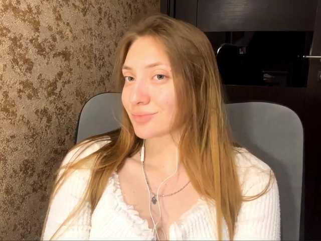 MyrticeDollen live cam on BongaCams