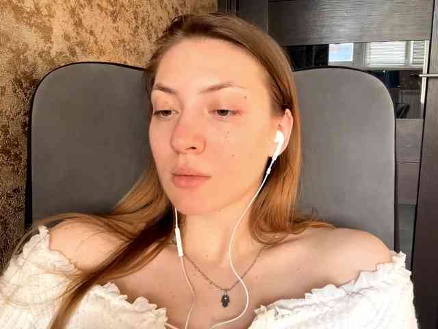 MyrticeDollen webcam