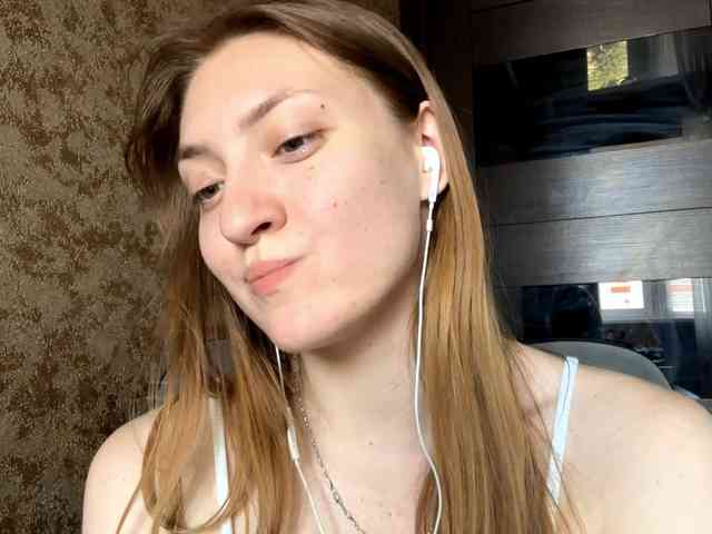 MyrticeDollen webcam