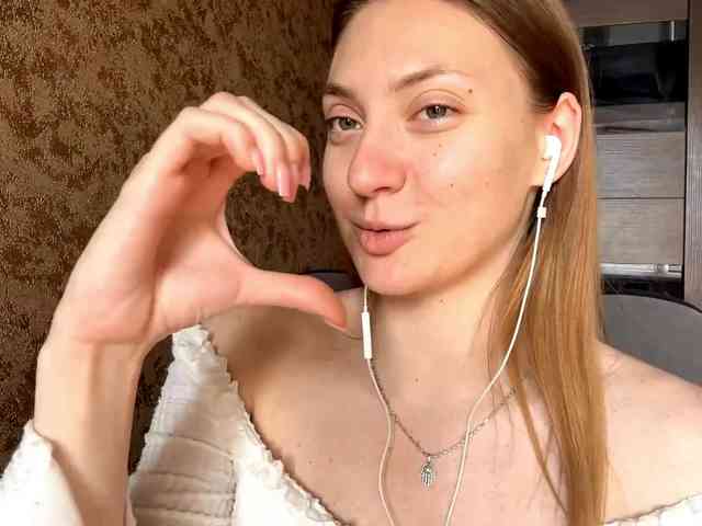MyrticeDollen webcam