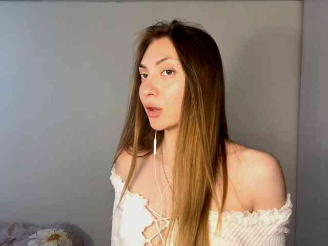 MyrticeDollen webcam