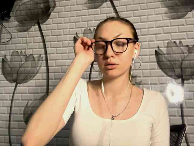 MyrticeDollen webcam