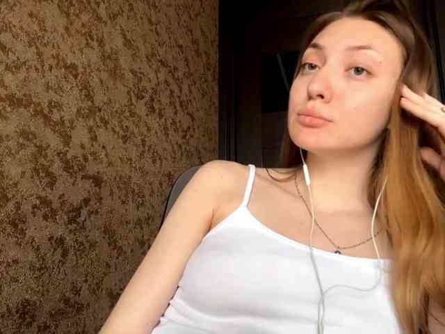 MyrticeDollen webcam