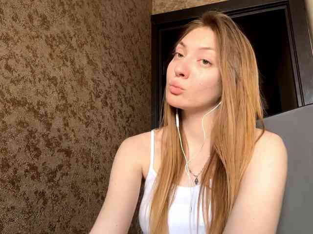 MyrticeDollen webcam