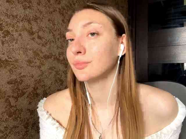 MyrticeDollen webcam