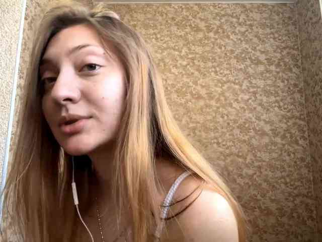 MyrticeDollen webcam