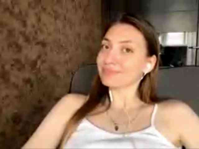 MyrticeDollen webcam