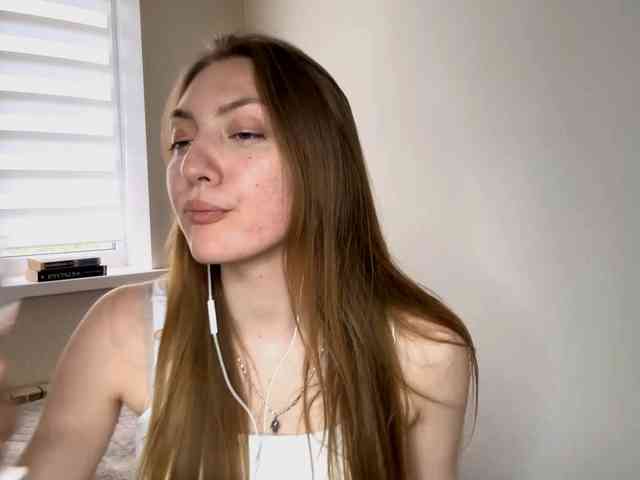 MyrticeDollen webcam