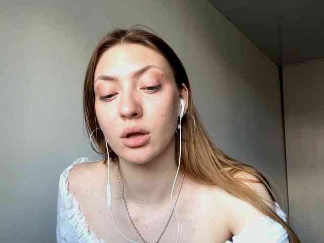 MyrticeDollen webcam