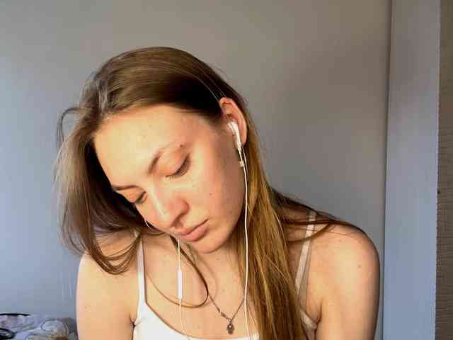 MyrticeDollen webcam
