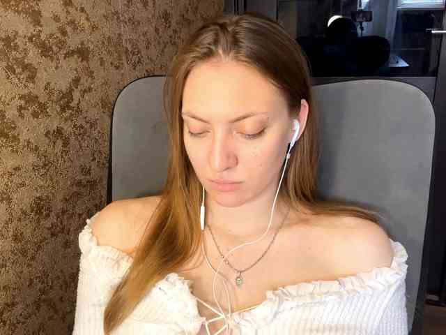 MyrticeDollen webcam