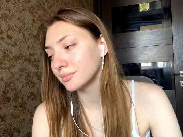 MyrticeDollen webcam