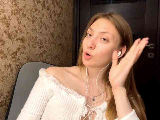 MyrticeDollen webcam