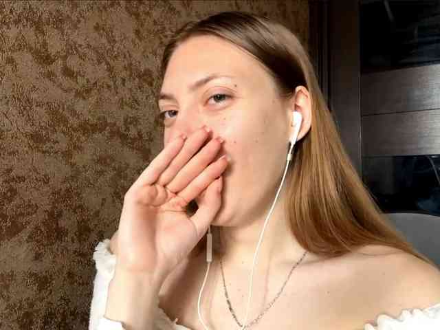 MyrticeDollen webcam