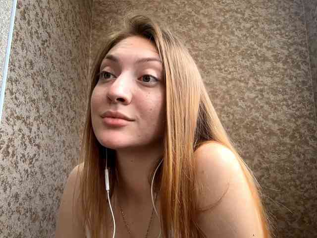 MyrticeDollen webcam