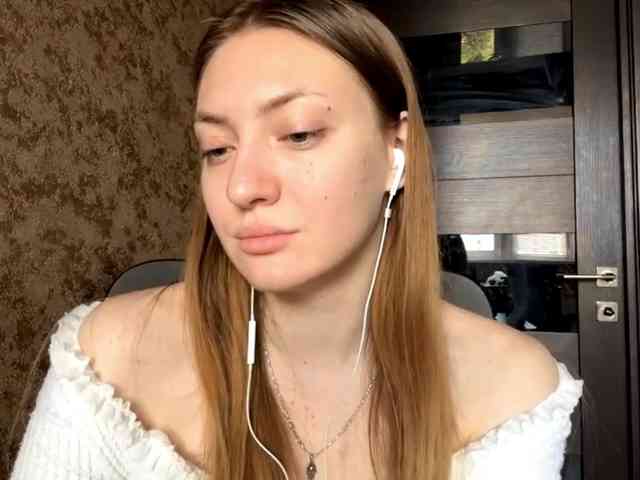MyrticeDollen webcam