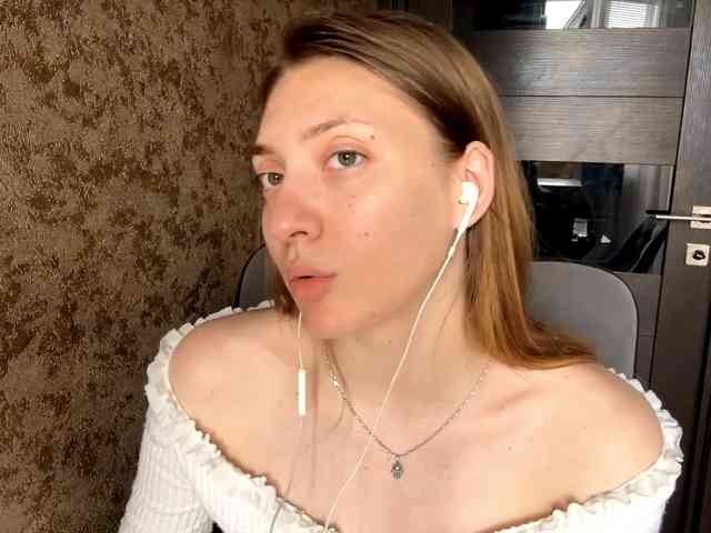 MyrticeDollen webcam