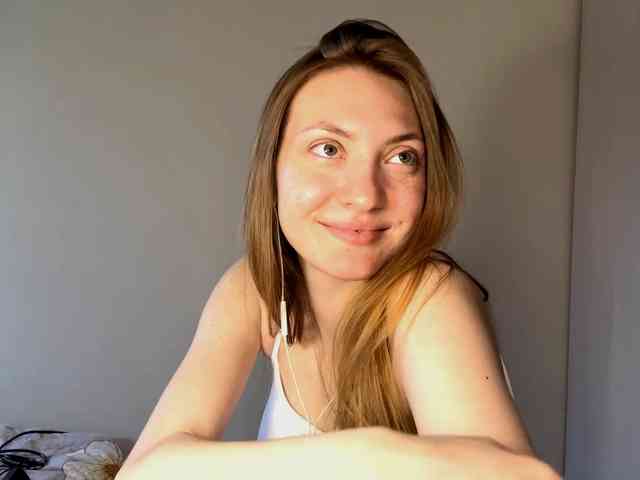 MyrticeDollen webcam