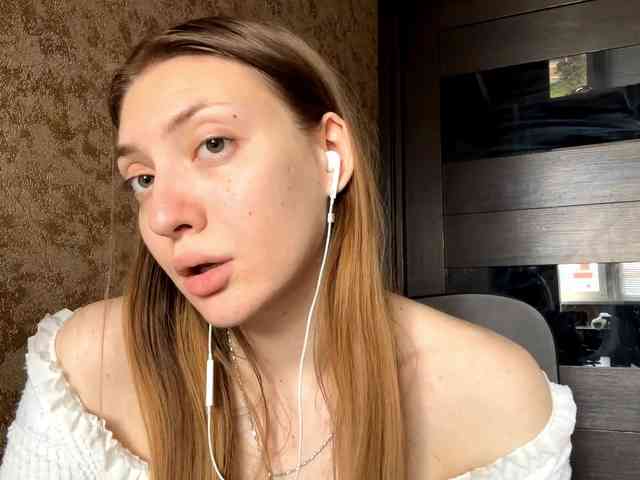 MyrticeDollen webcam
