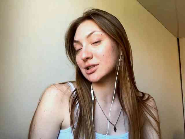 MyrticeDollen webcam