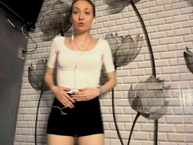 MyrticeDollen webcam