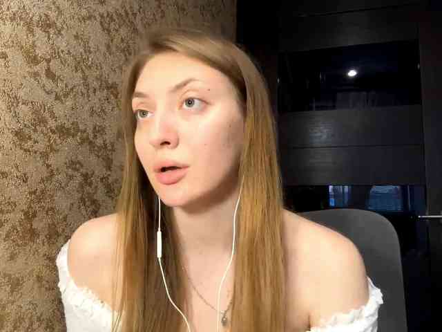 MyrticeDollen webcam