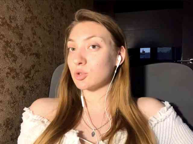 MyrticeDollen webcam