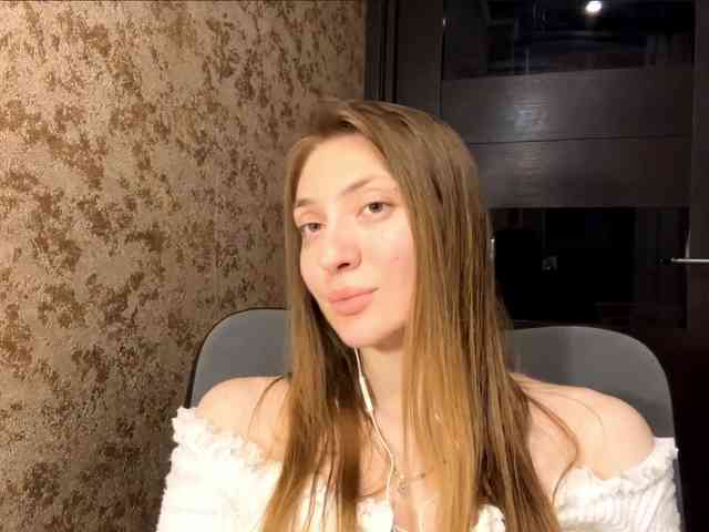MyrticeDollen webcam