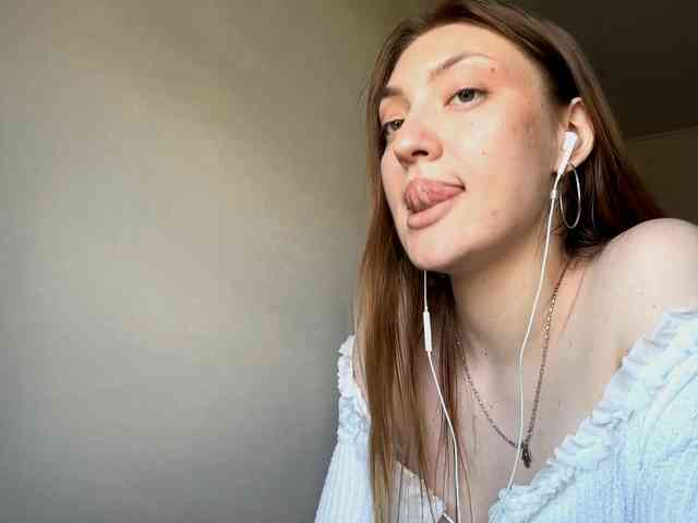 MyrticeDollen Live Webcam on BongaCams