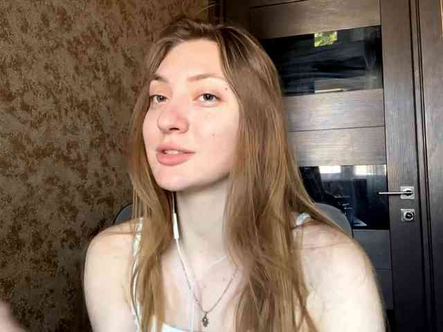 MyrticeDollen webcam