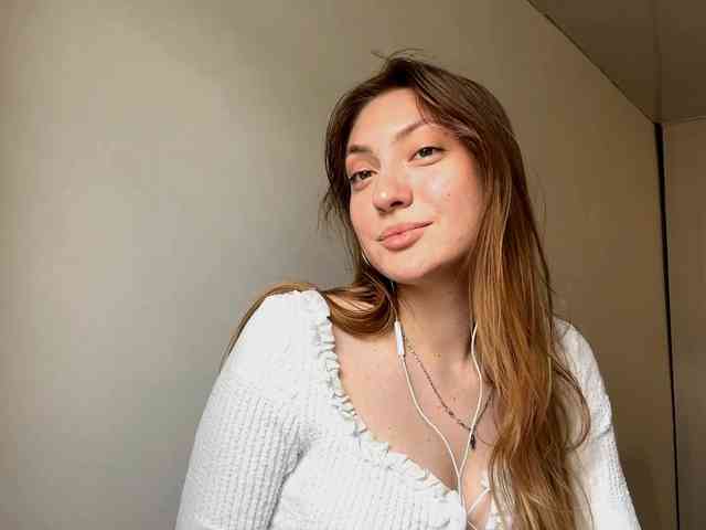 MyrticeDollen webcam