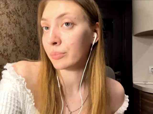 MyrticeDollen webcam