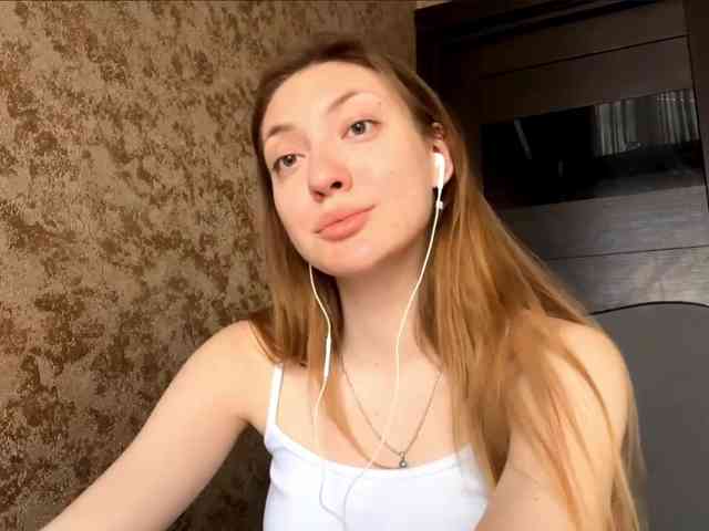 MyrticeDollen webcam