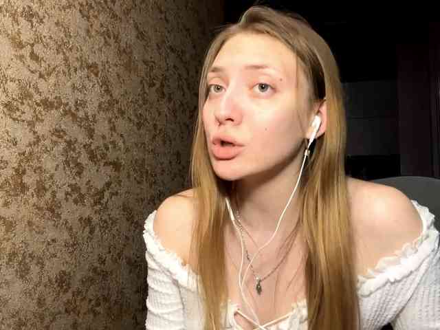 MyrticeDollen webcam