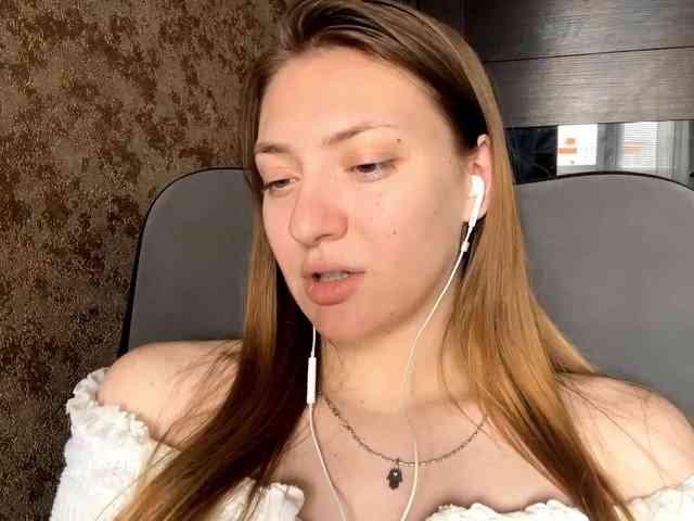 MyrticeDollen webcam